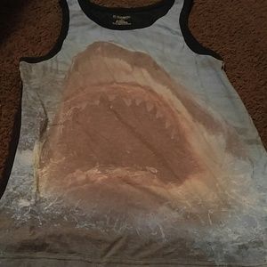 Shark tank top